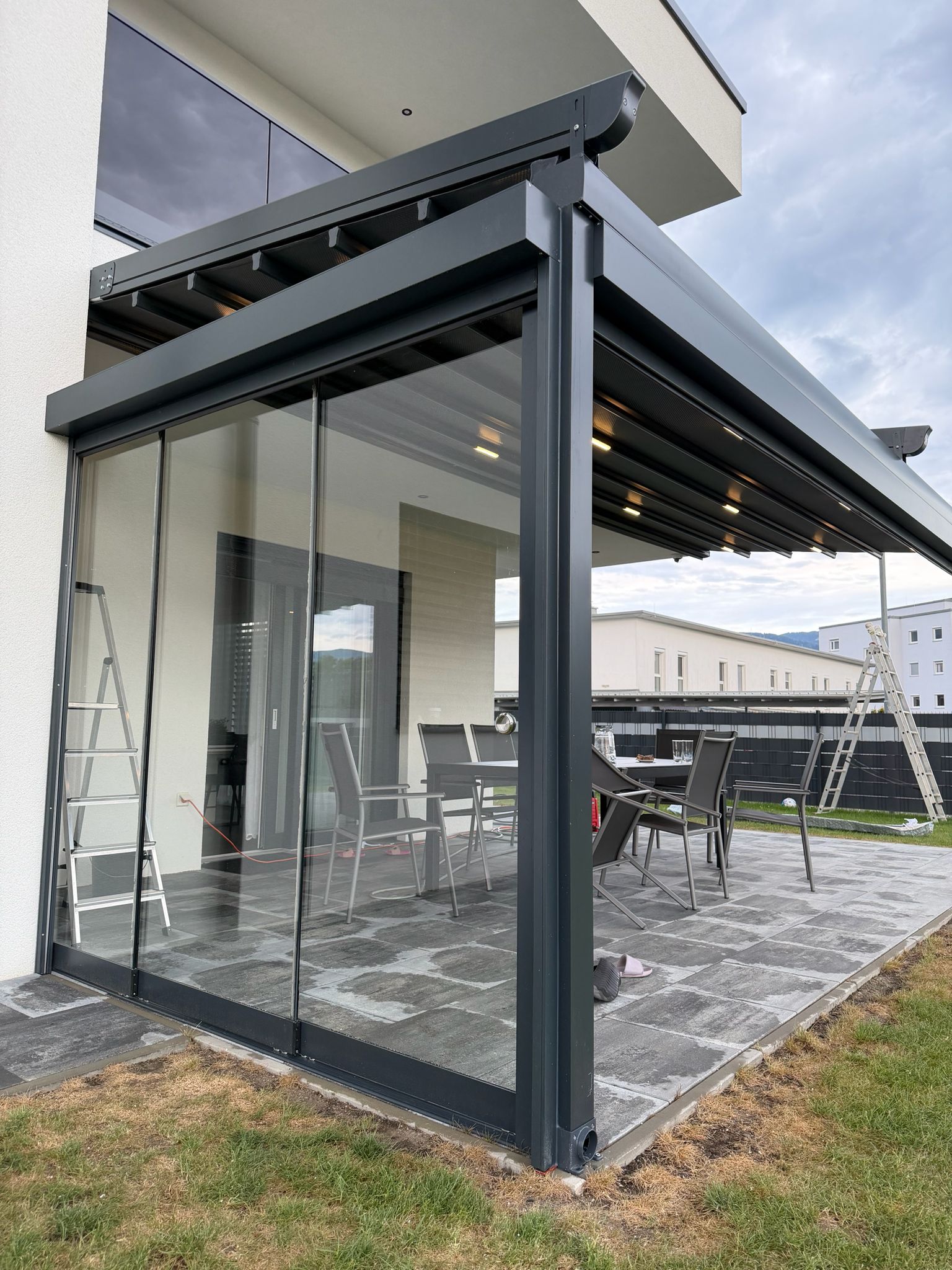 Bioclimatic Pergolas with Frameless Glass Systems