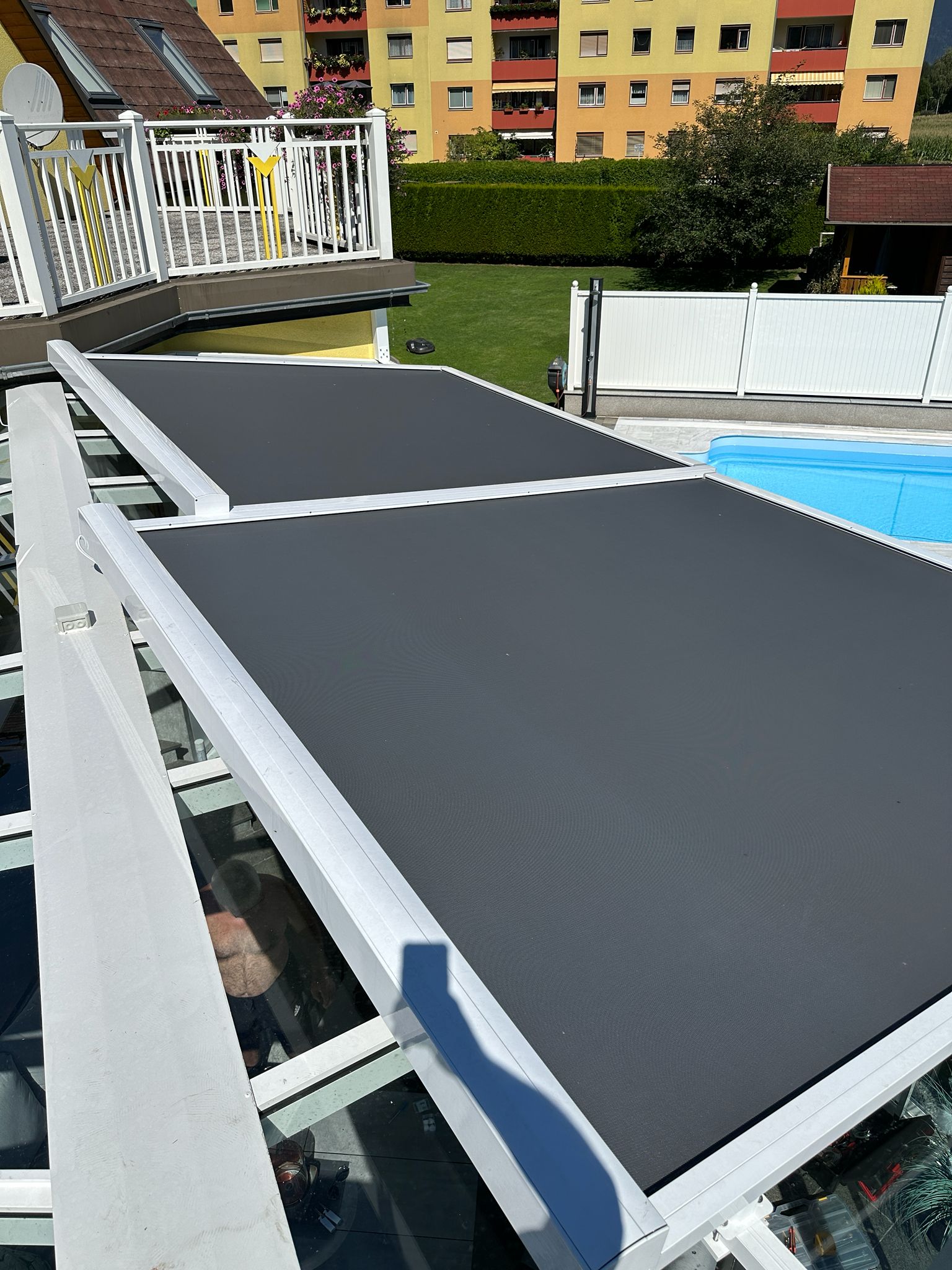 Pergola-System mit ZIP-Screens 4