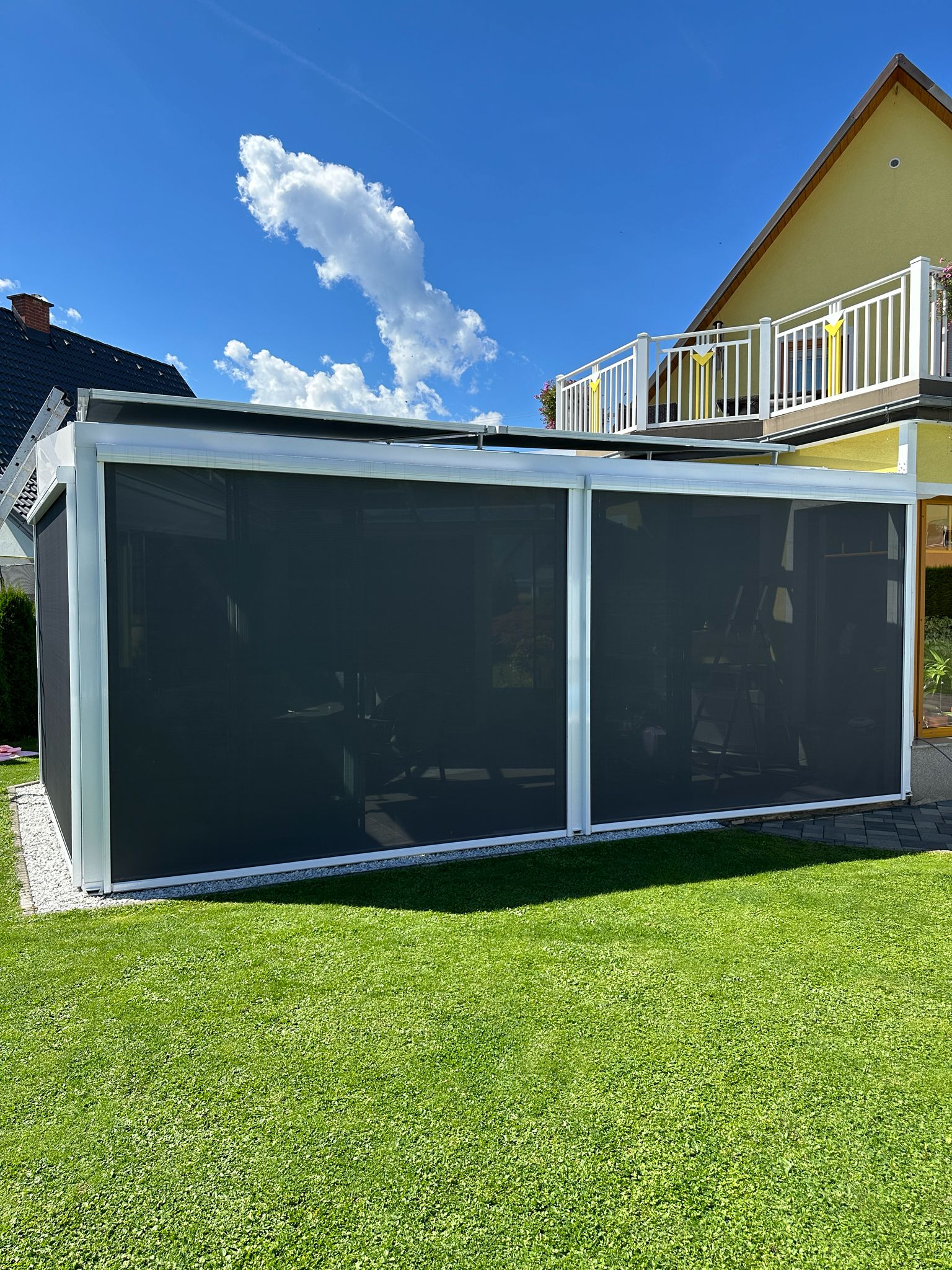 Pergola-System mit ZIP-Screens 7