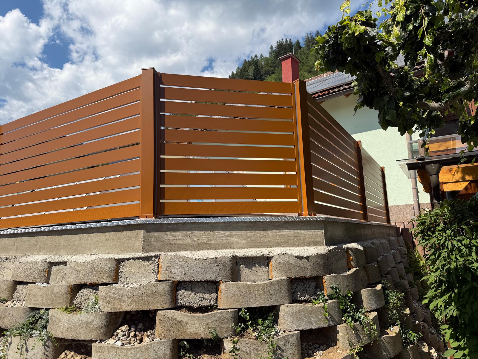 Moderne Aluminium-Gartenzäune von Eurossa 4