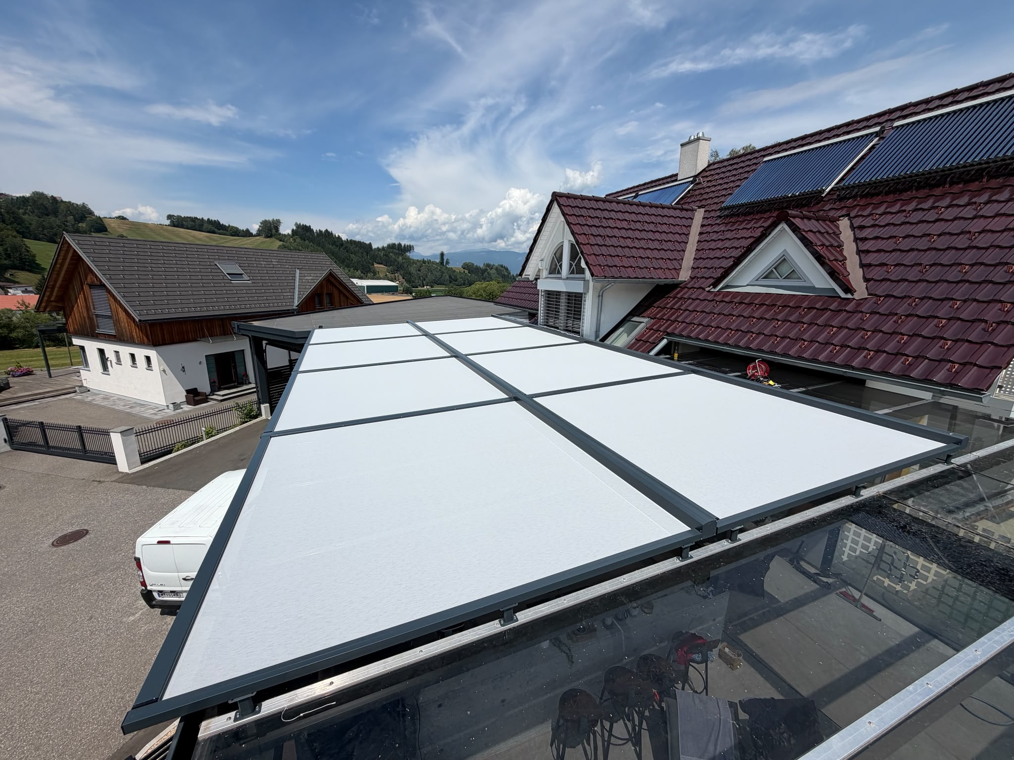 ZIP Sky Screen – Premium Beschattungssystem für Terrassen 2